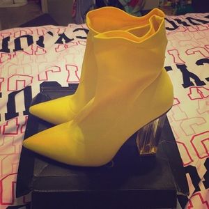 Yellow Fashion Nova heels